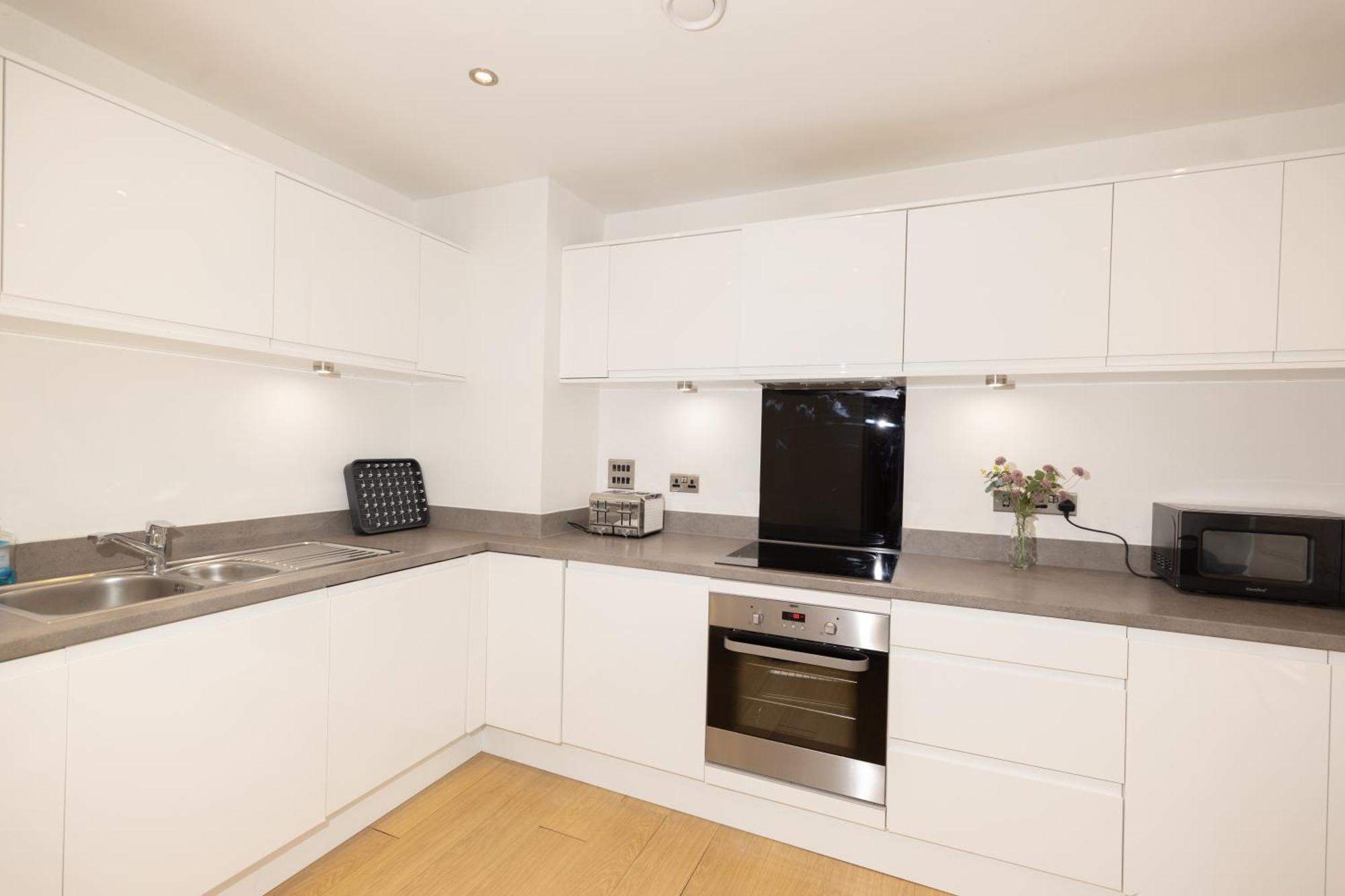 Apartamento Stylish 3 Bed Near Downtown & Free Parking